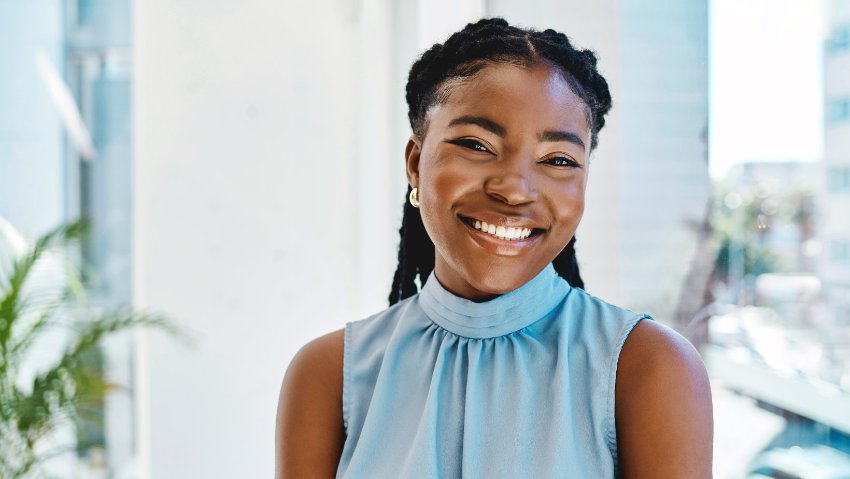 A Women with a smiling face